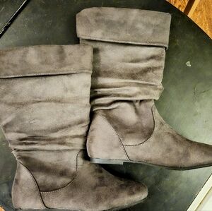 Slouchy Boots